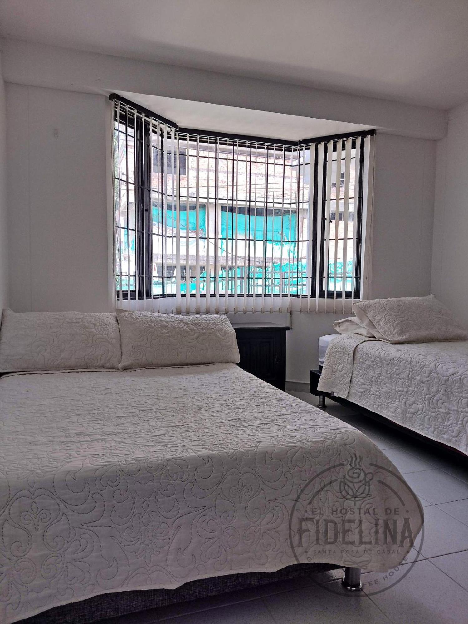 El Hostal De Fidelina 산타 로사 데 카발 외부 사진